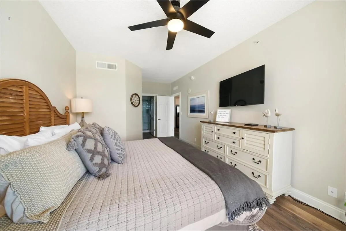 Calypso 908W Stunning Condo, Beach Front, And Immaculate Panama City Beach 0*,  United States