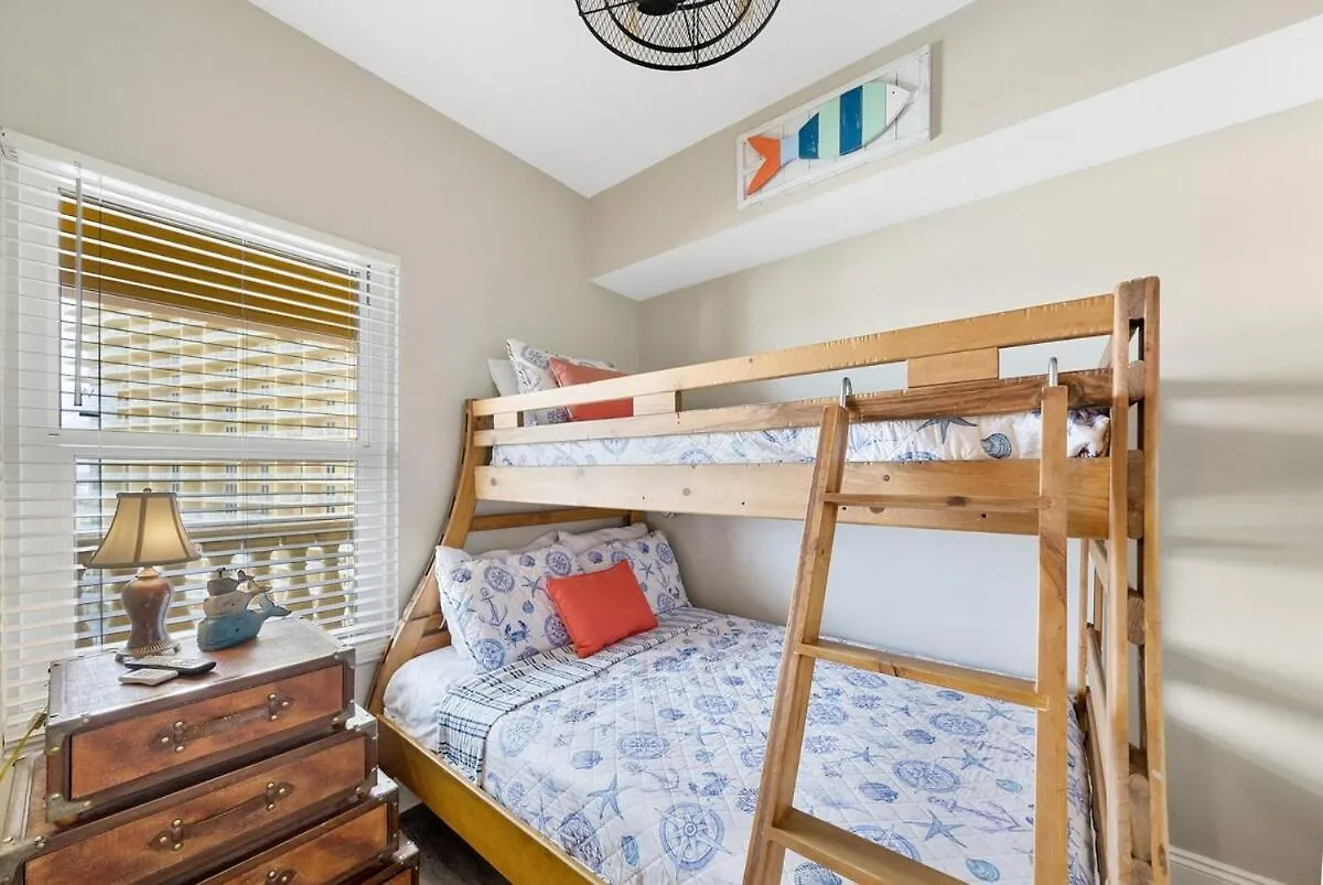 Calypso 908W Stunning Condo, Beach Front, And Immaculate Panama City Beach